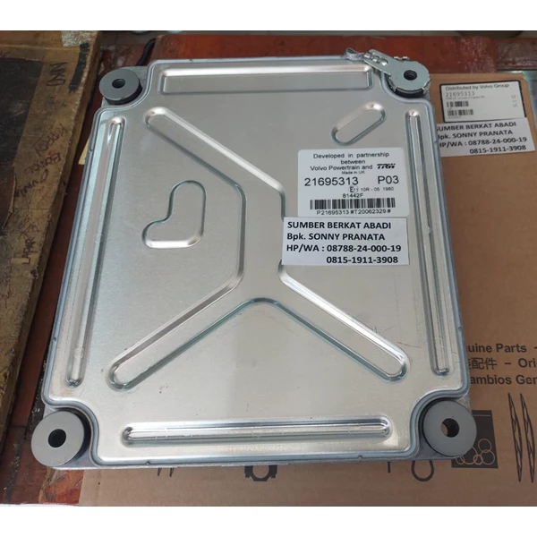 VOLVO ECU 21695313 P03 EC700 ENGINE CONTROL MODULE - MADE IN UK